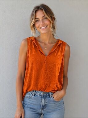 Women's Sleeveless V-Neck Textured Camisole - Orange